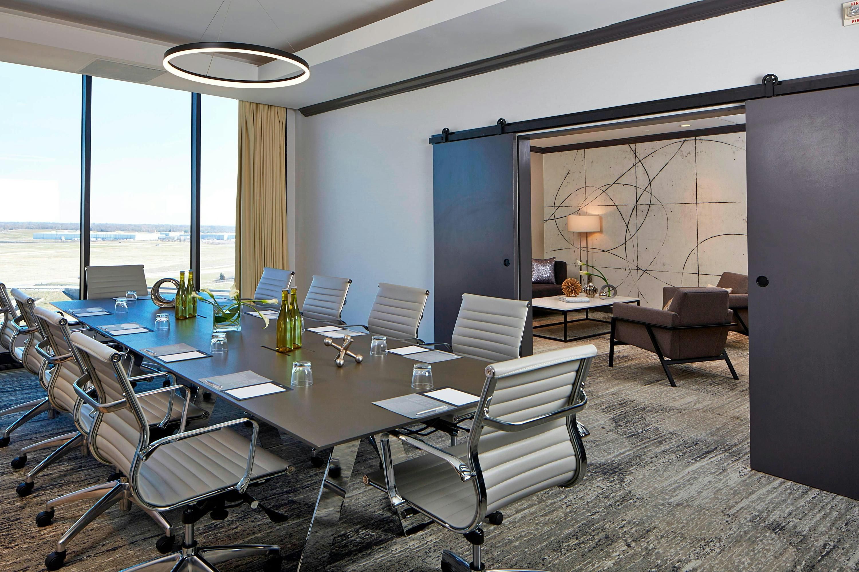 غرفة الاجتماعات