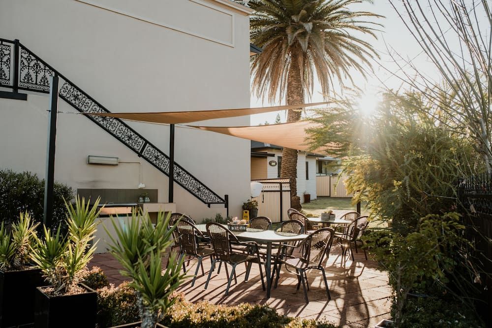 شرفة مرصوفة