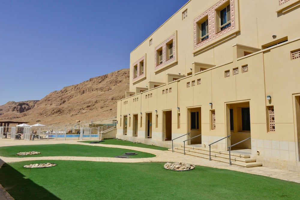 مبنى