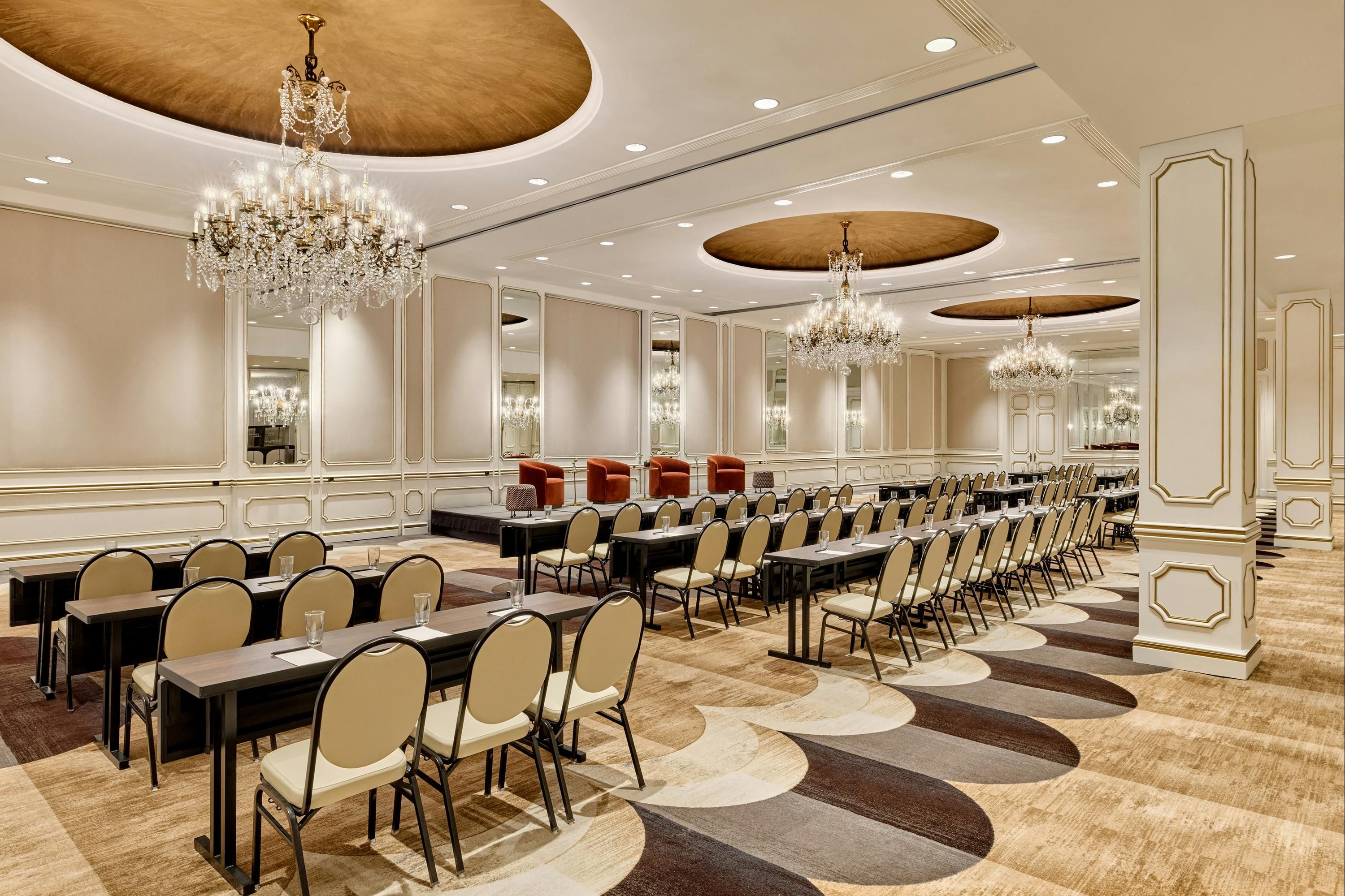 غرفة الاجتماعات