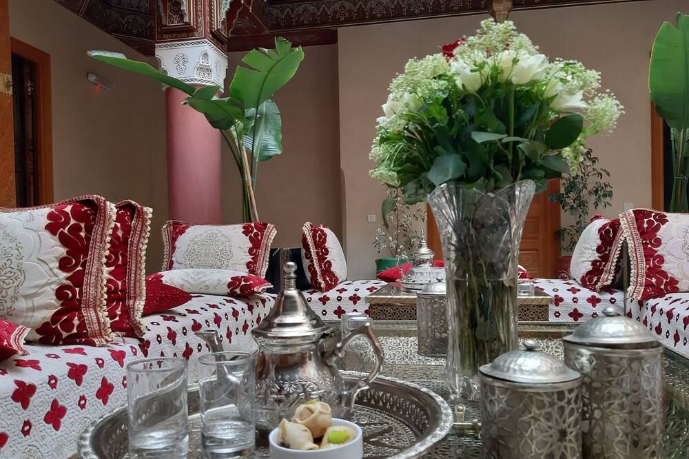 شرفة مرصوفة