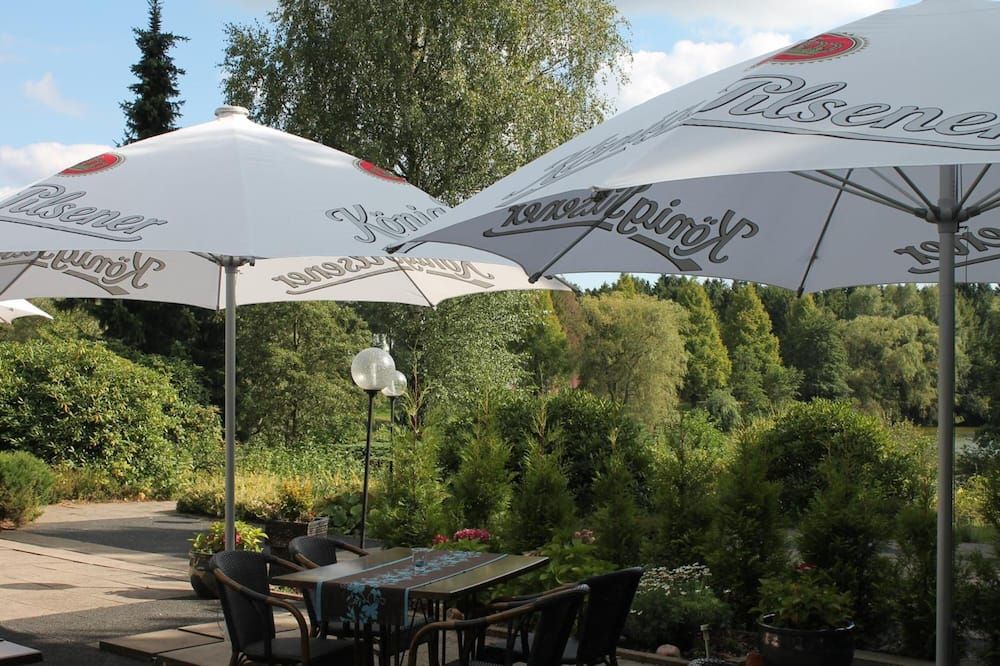 شرفة مرصوفة