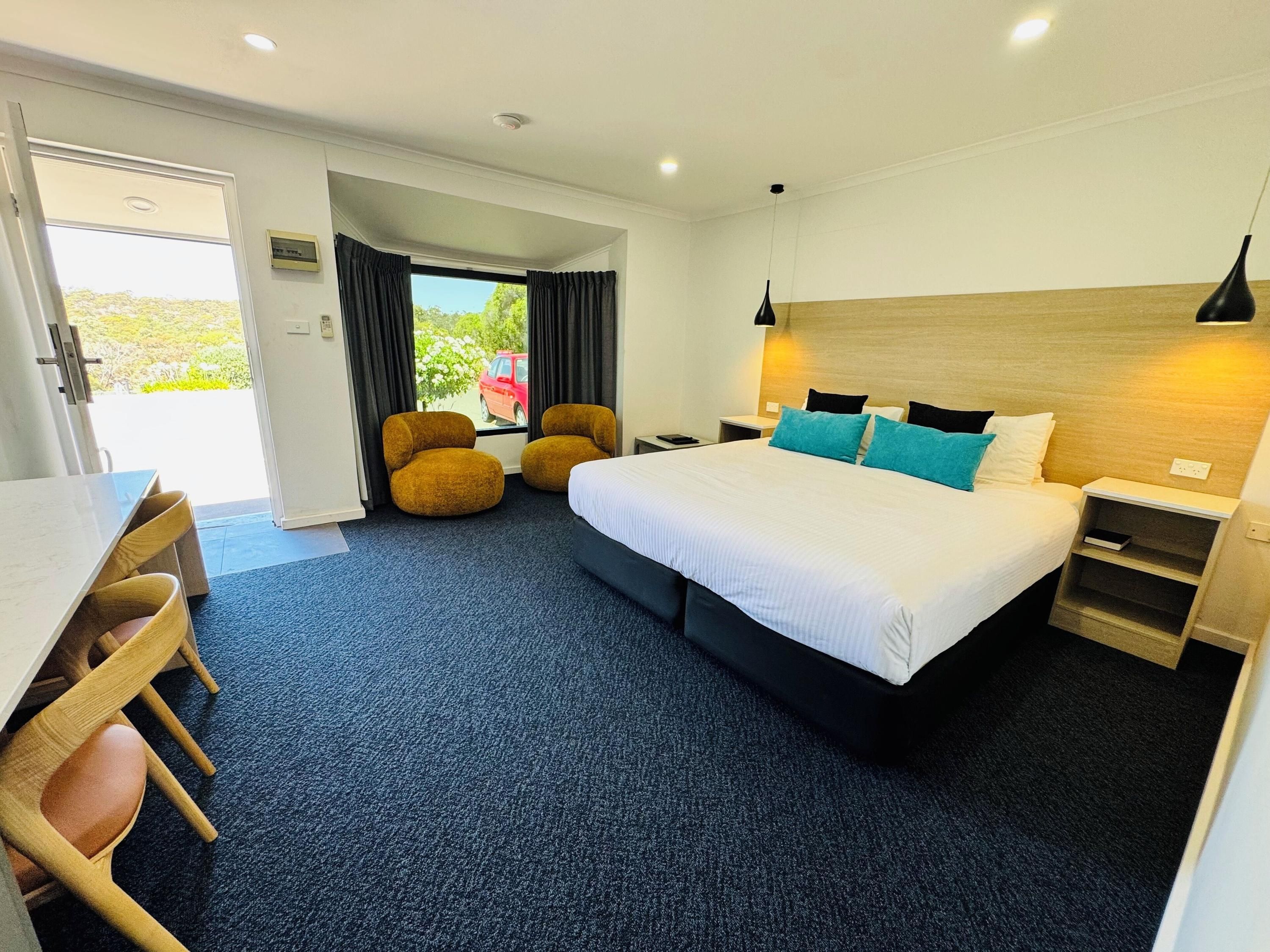 آخر