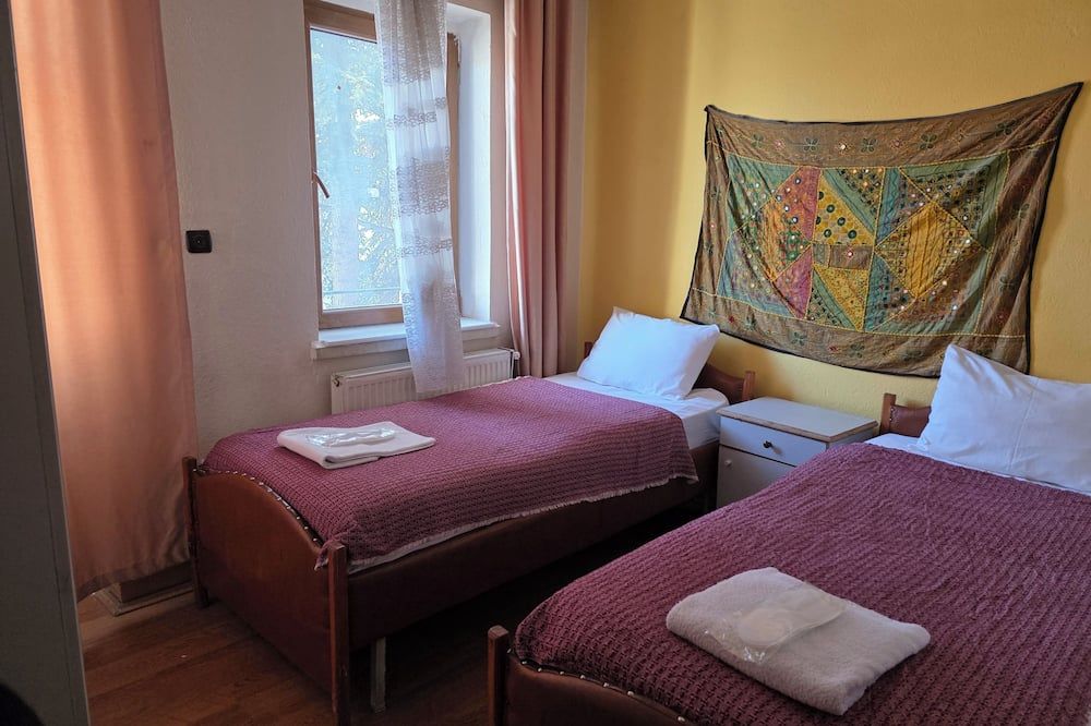 آخر
