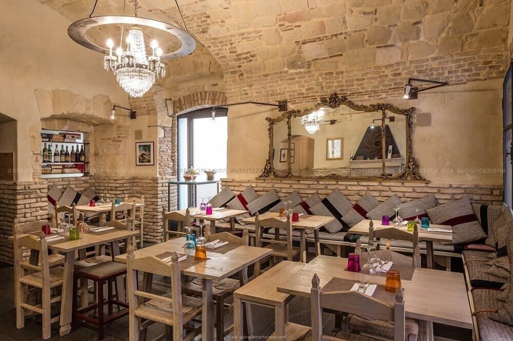 مطعم
