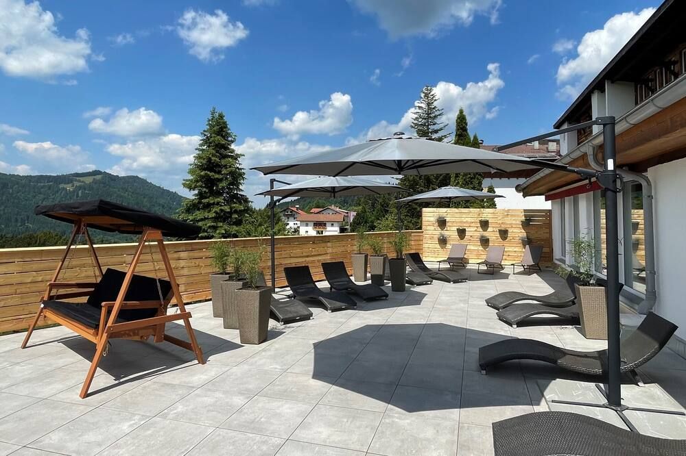 شرفة مرصوفة