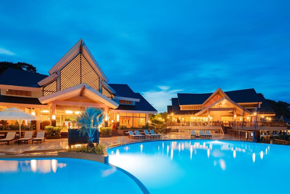 حوض السباحة صورة