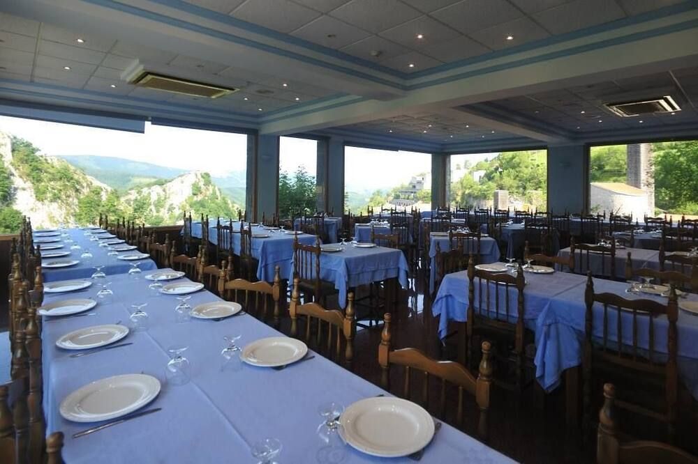 قاعة الولائم