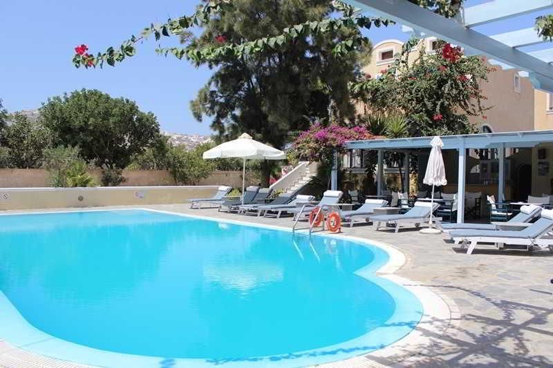 حوض السباحة صورة