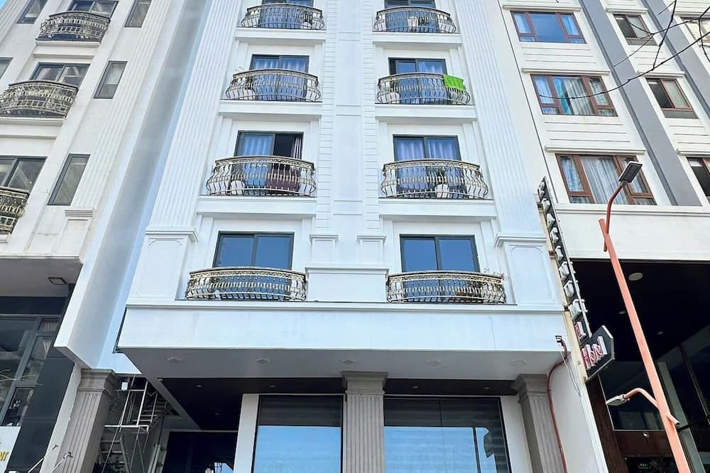 مبنى
