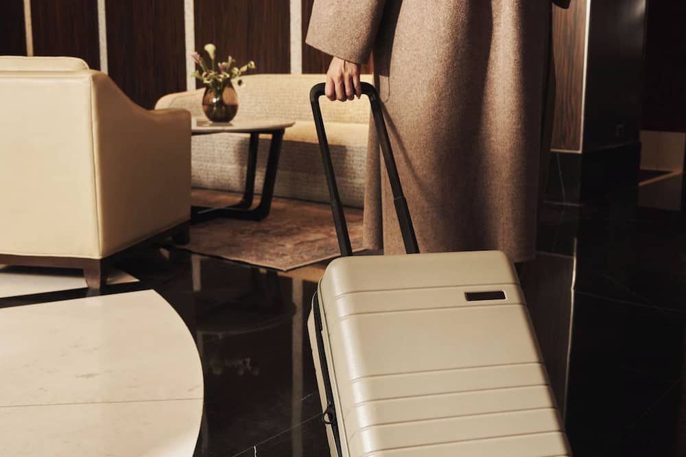 آخر