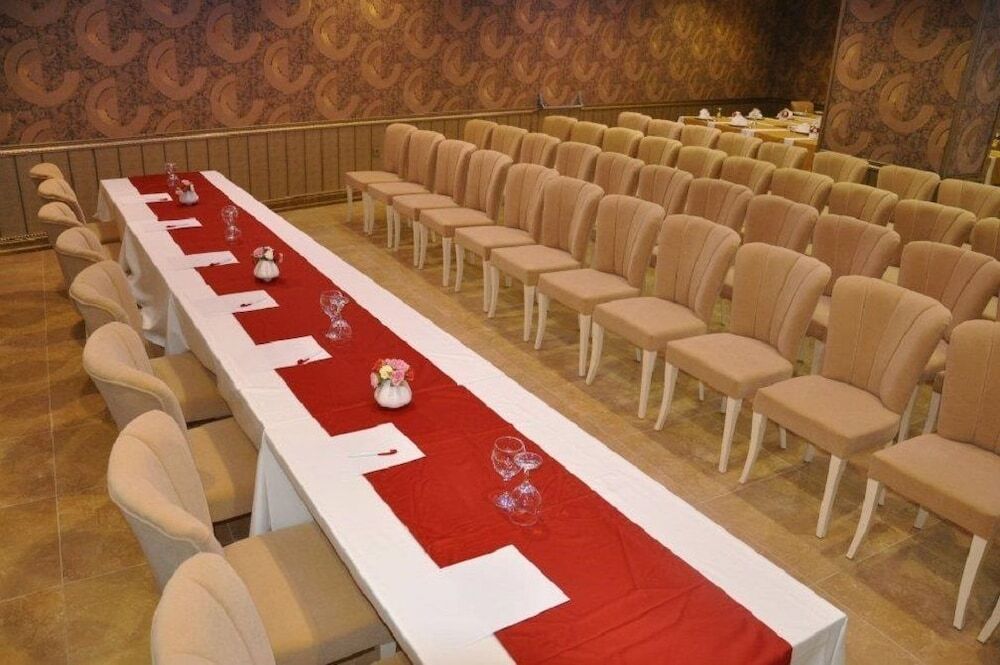 غرفة الاجتماعات