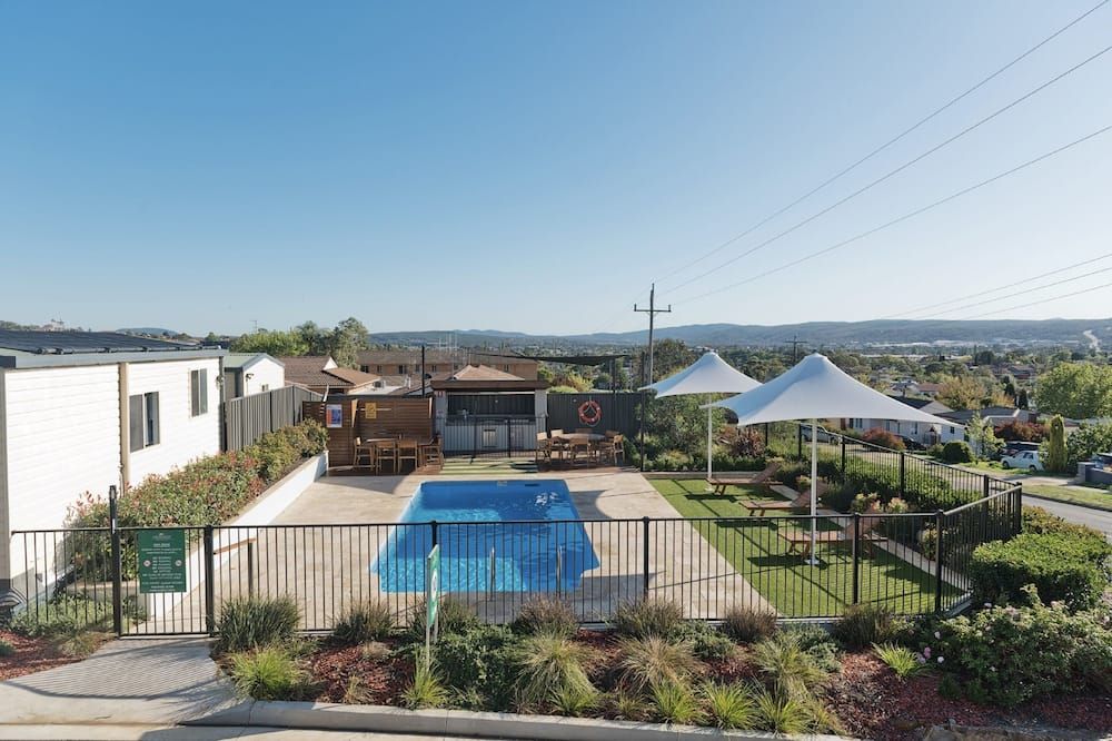 حوض السباحة صورة