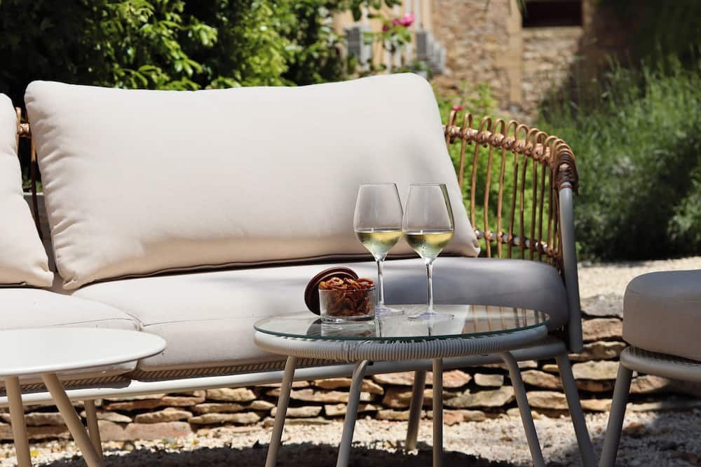 شرفة مرصوفة