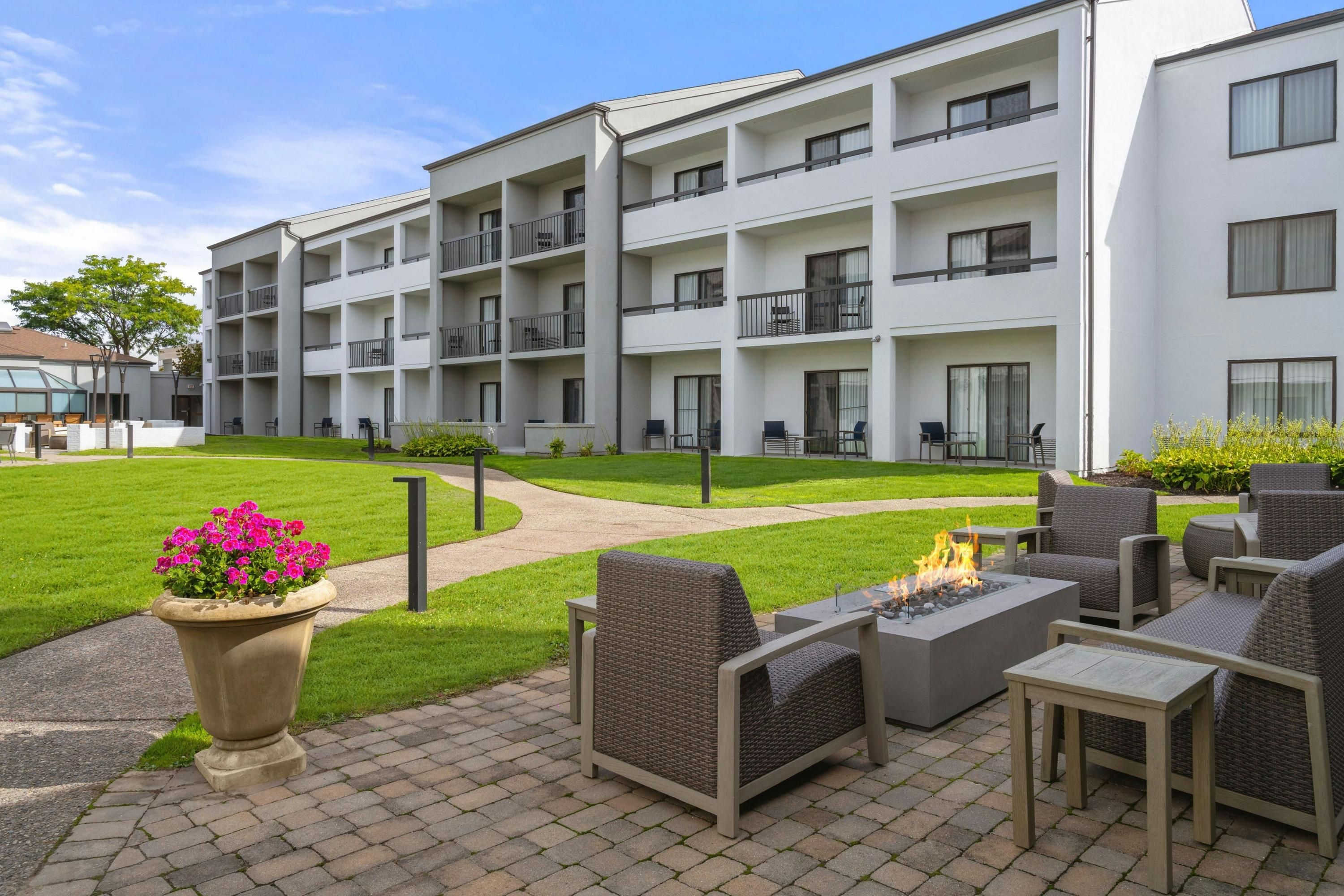 شرفة مرصوفة