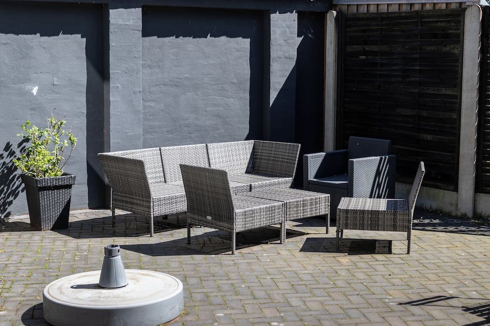 شرفة مرصوفة صورة