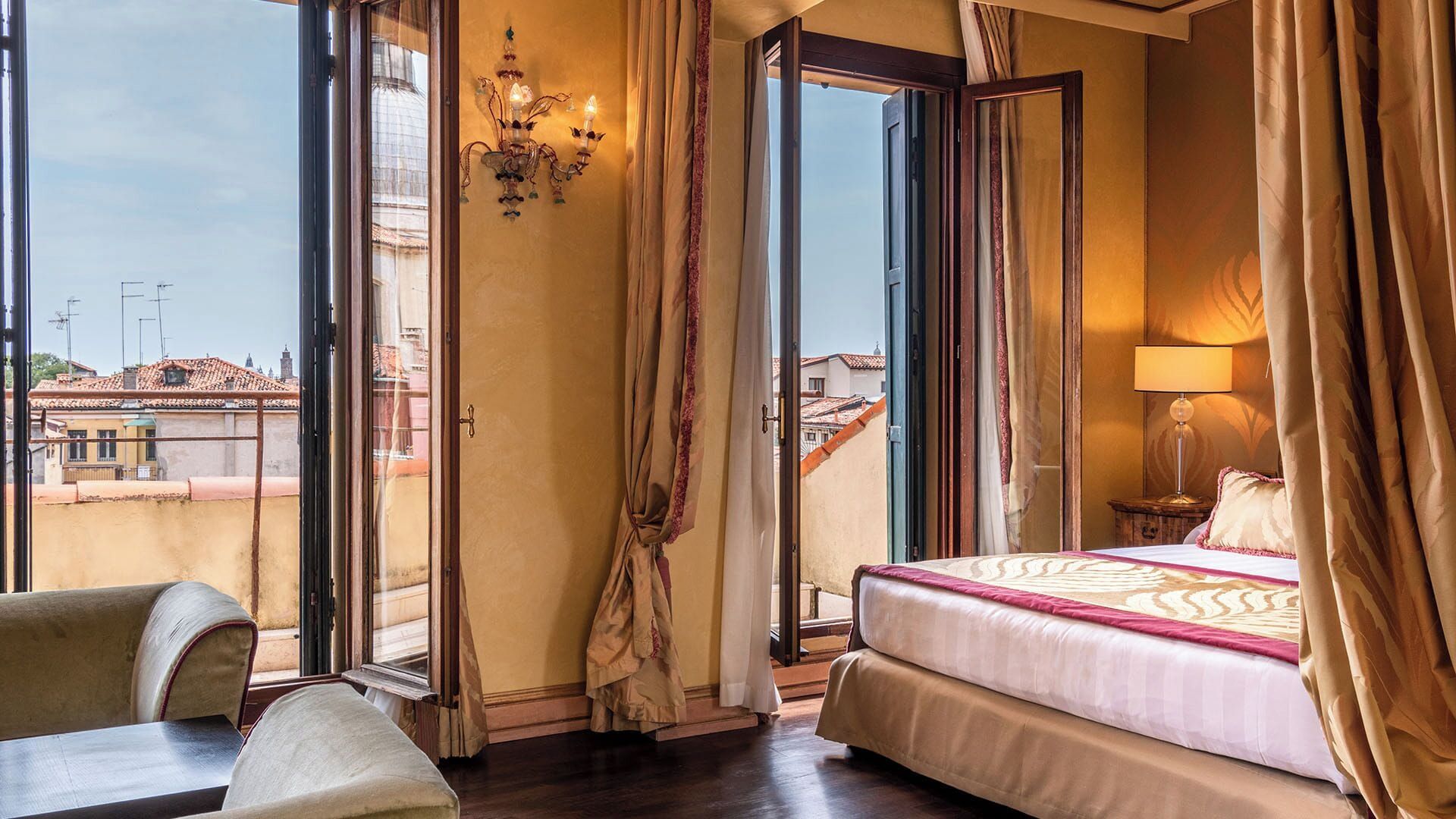 آخر