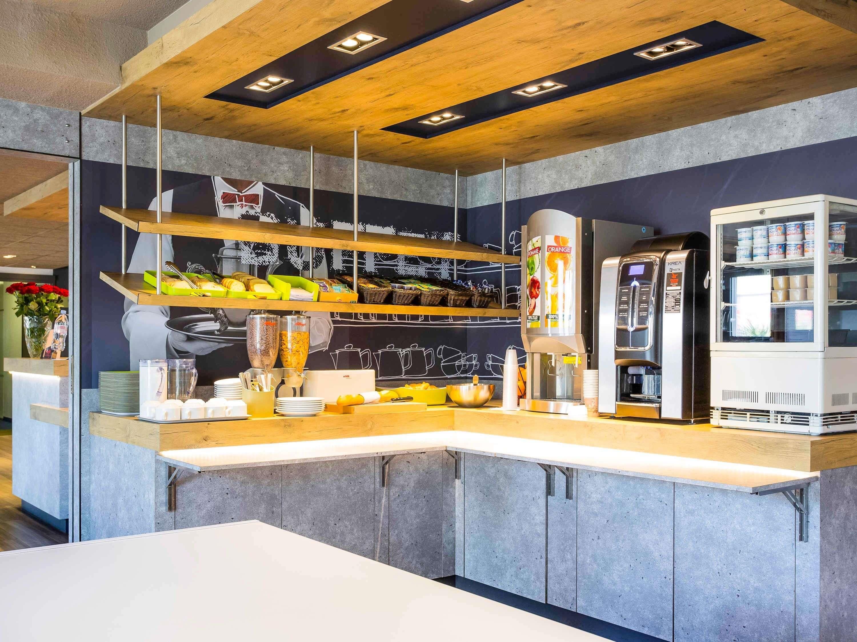 غرفة طعام صورة