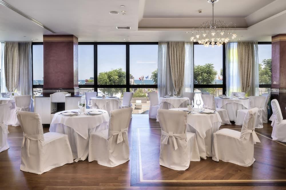 قاعة الولائم