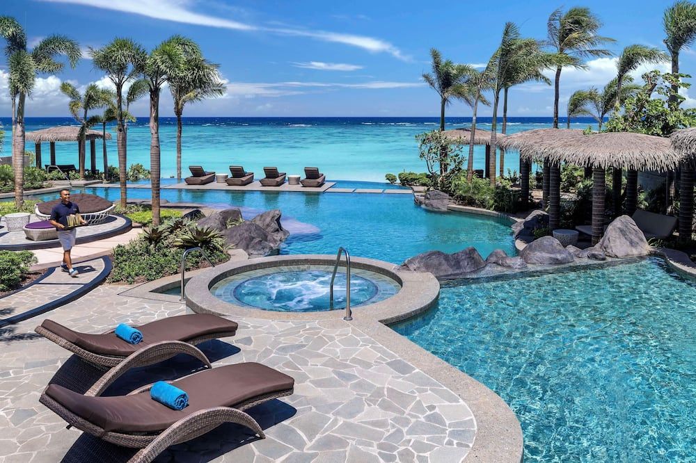 حوض السباحة صورة