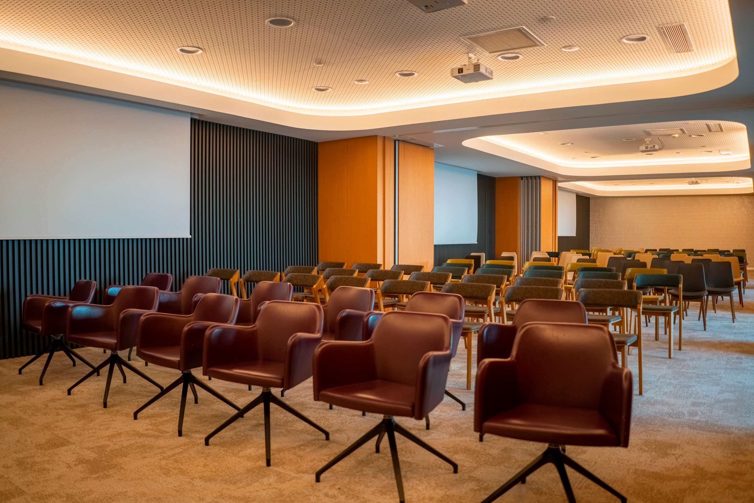 غرفة الاجتماعات