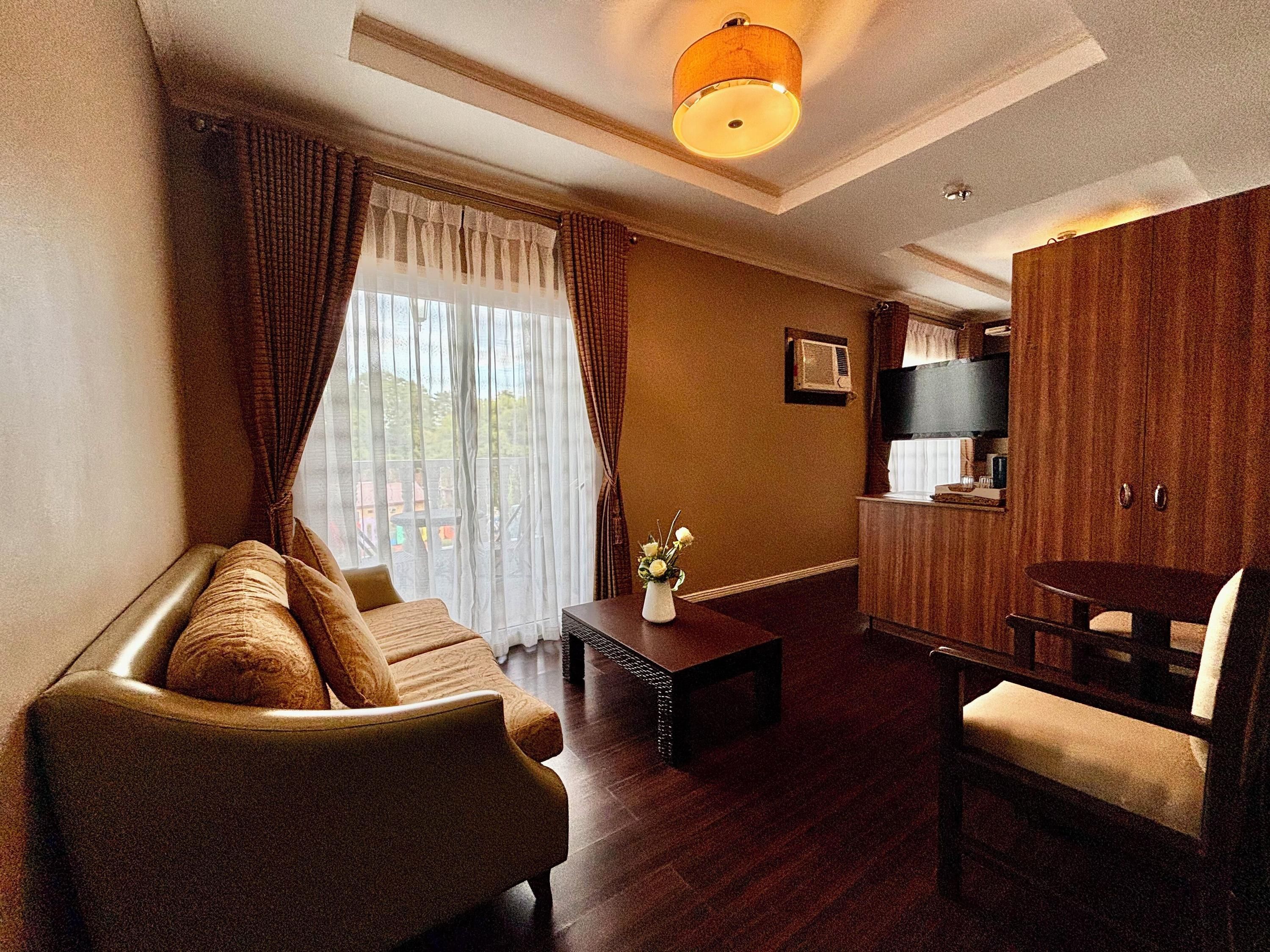 آخر