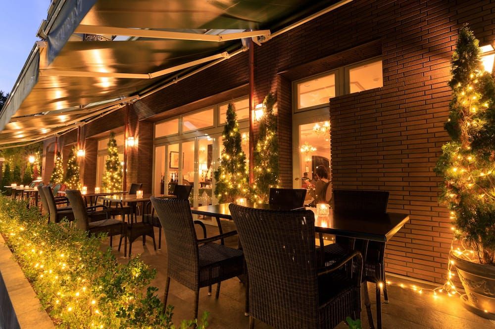 شرفة مرصوفة