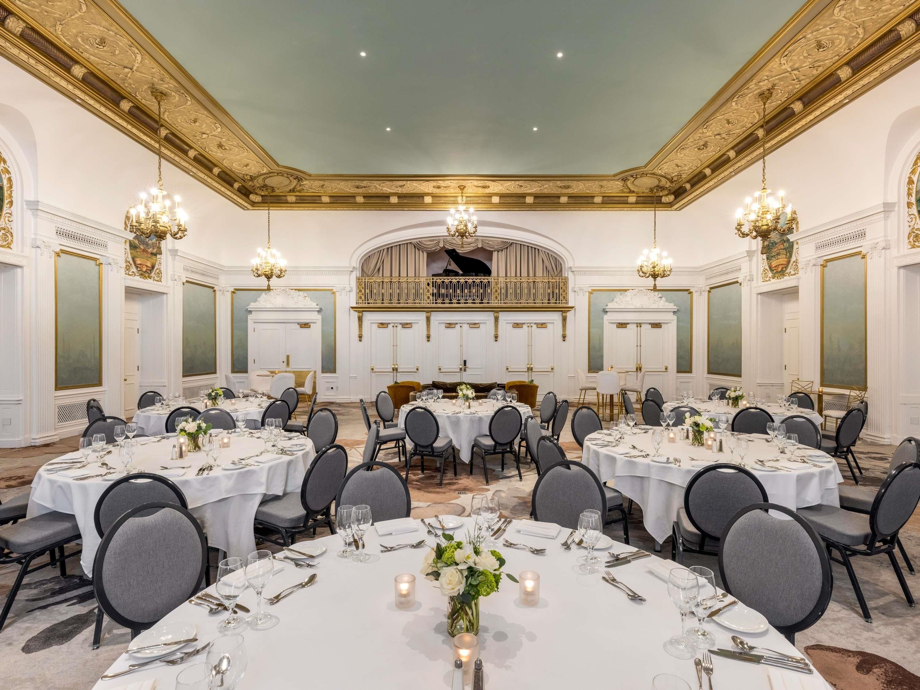 قاعة الولائم