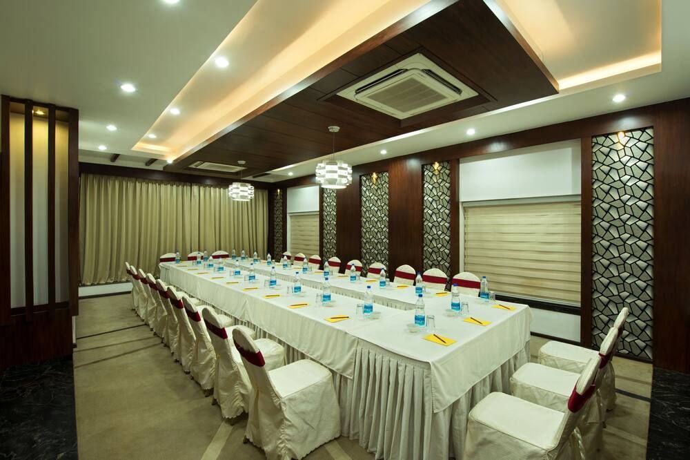 غرفة الاجتماعات