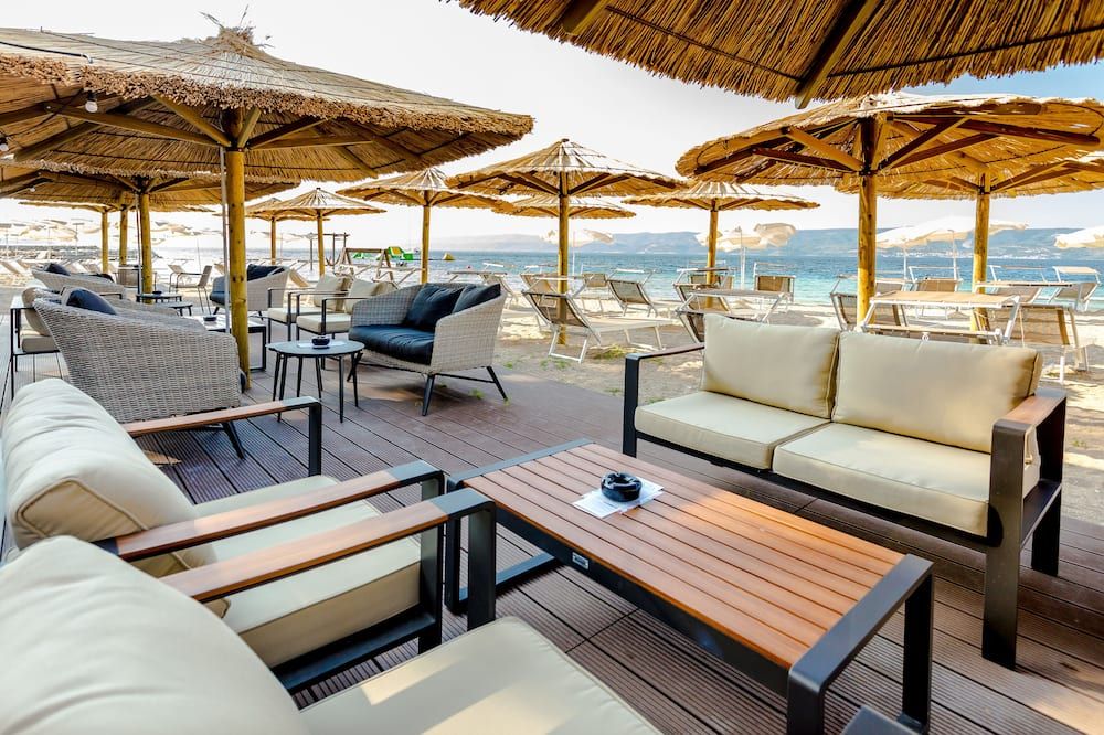 شرفة مرصوفة