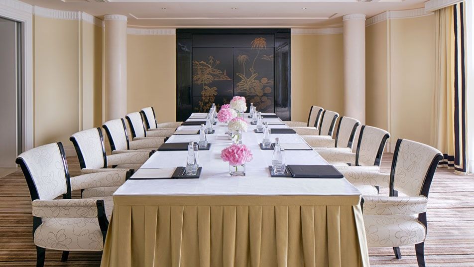 غرفة الاجتماعات