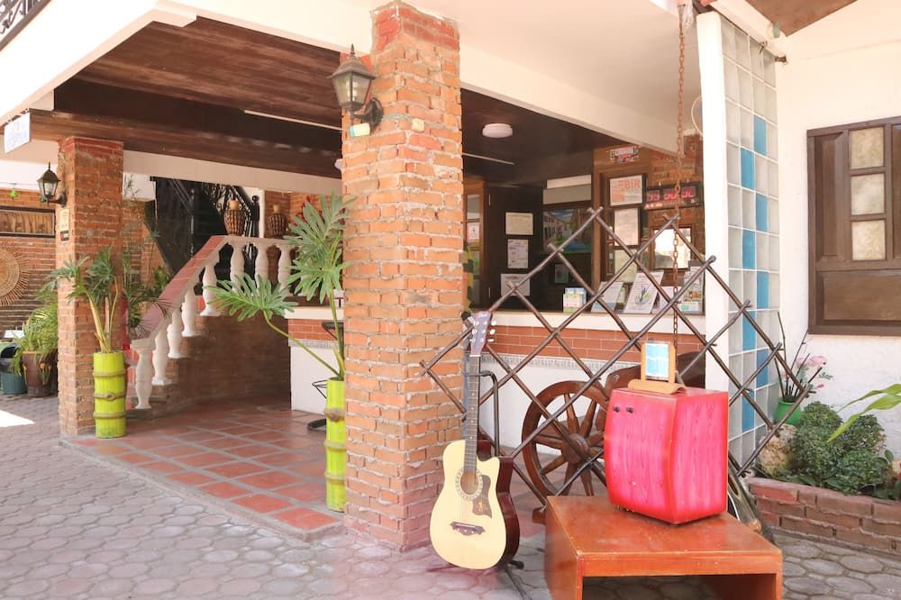 شرفة مرصوفة