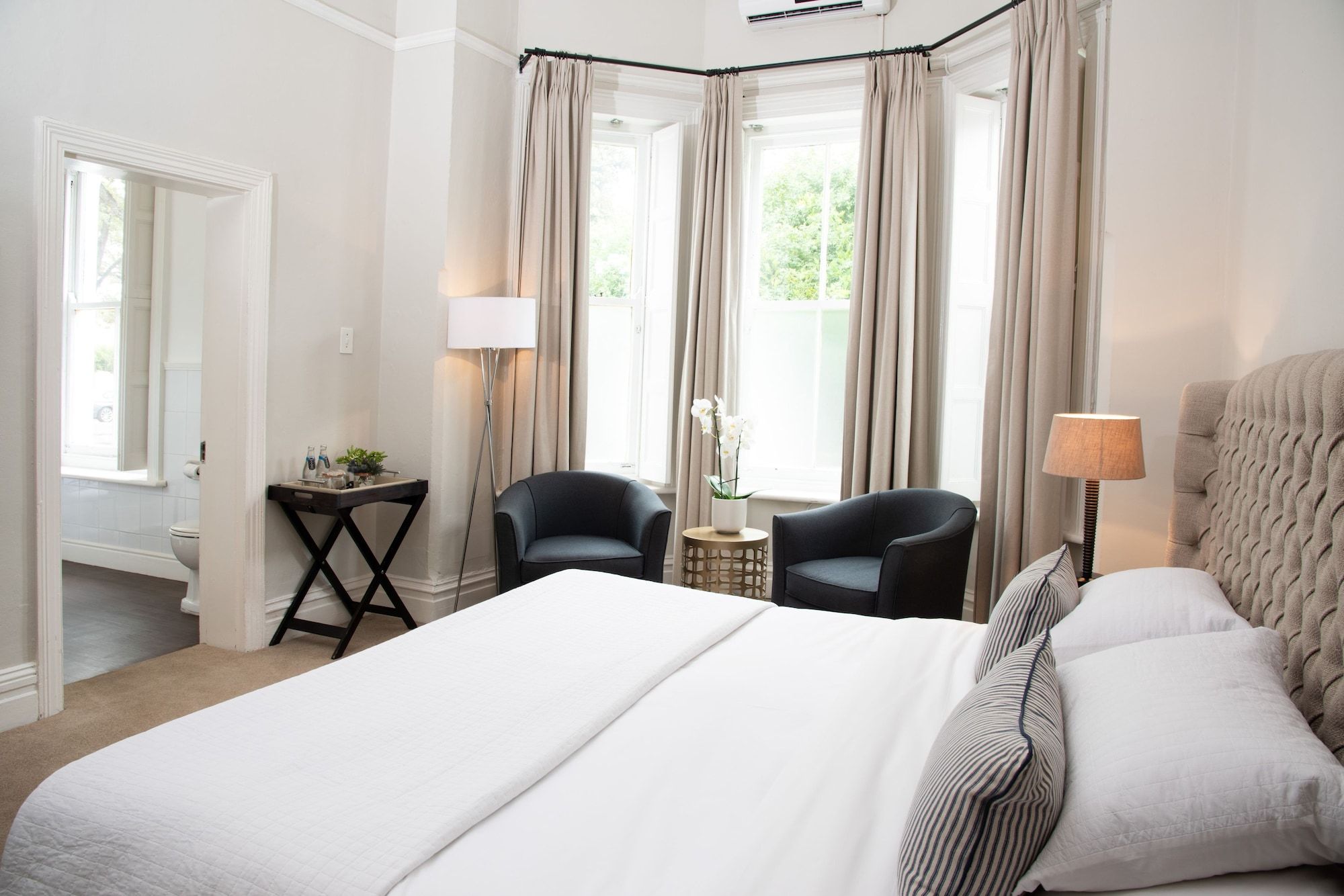 آخر