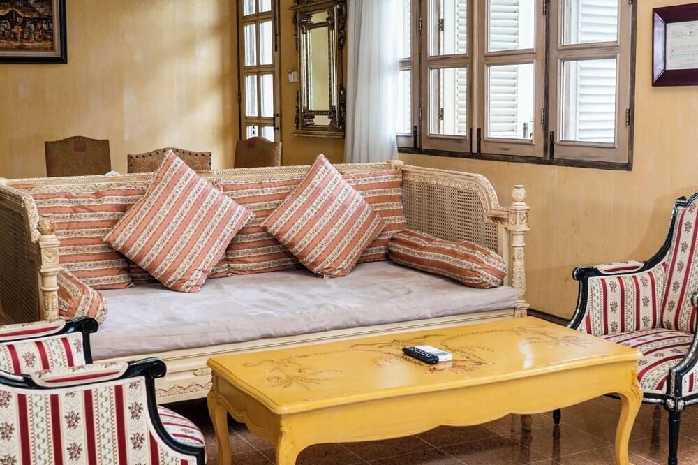 غرفة معيشة صورة