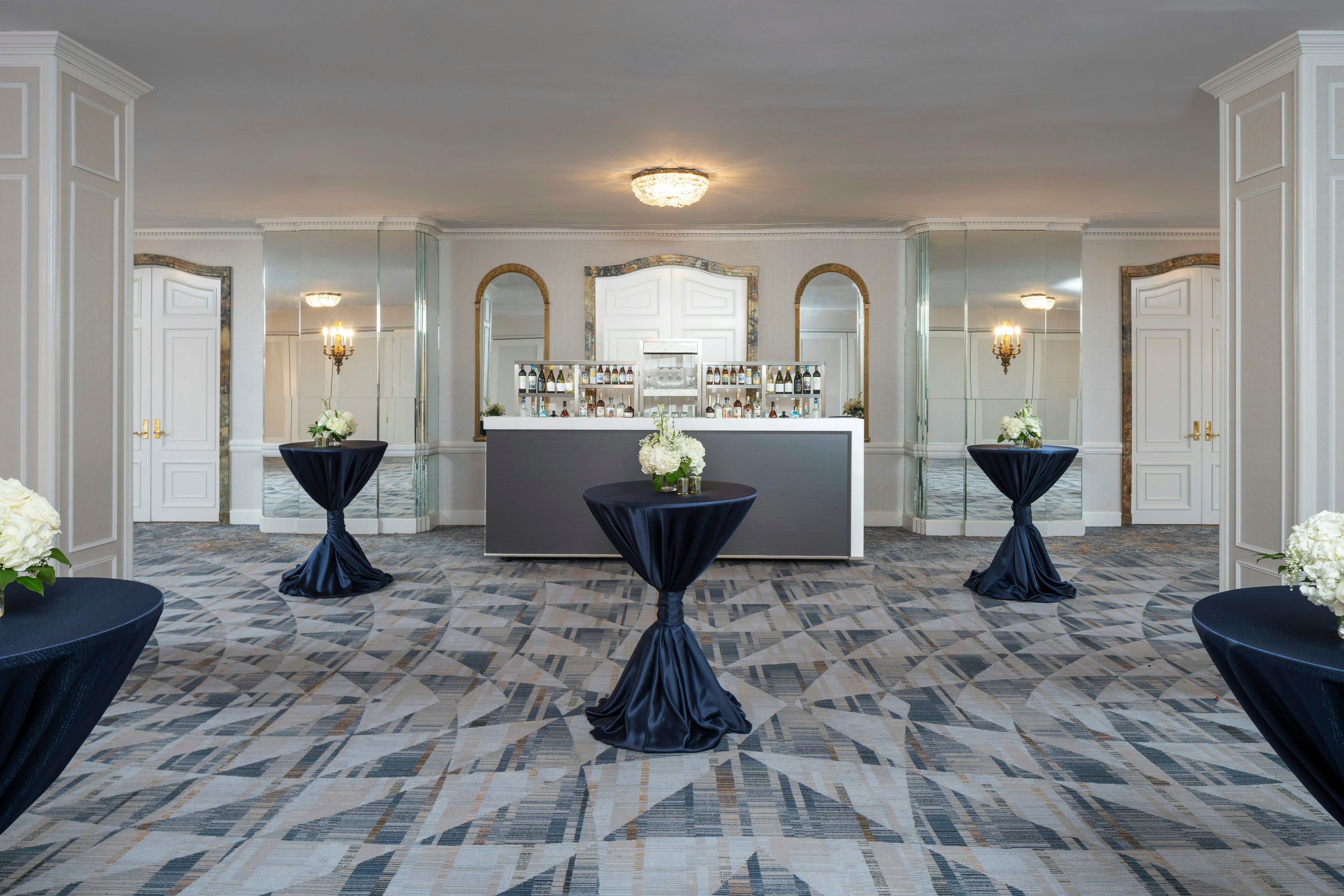 غرفة الاجتماعات