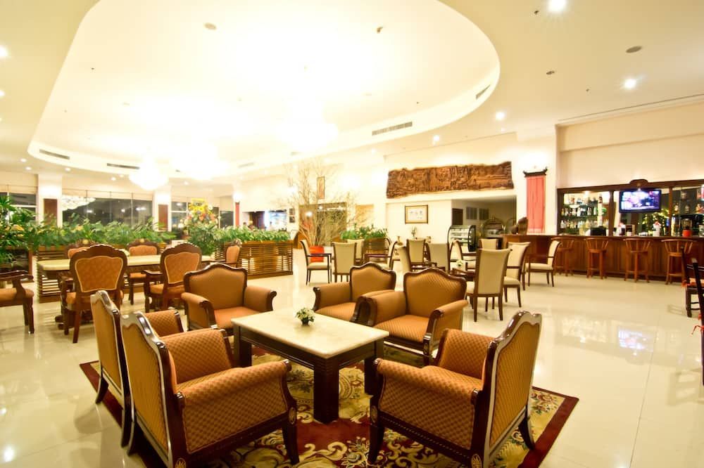 مطعم