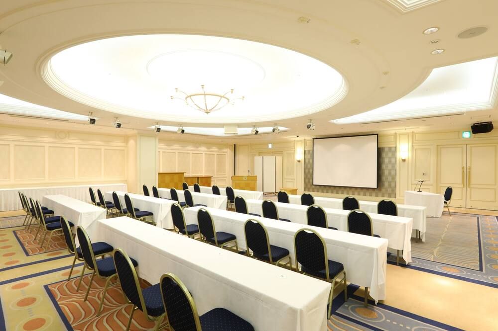غرفة الاجتماعات