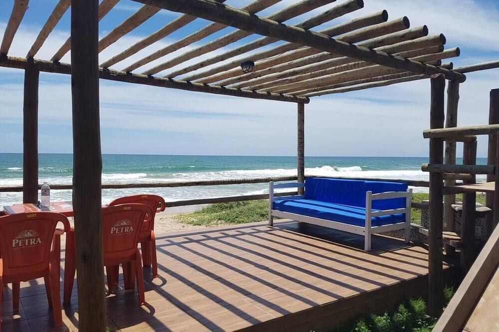 شرفة مرصوفة صورة