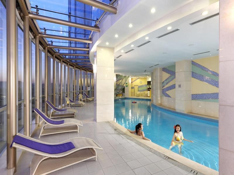 حوض السباحة صورة