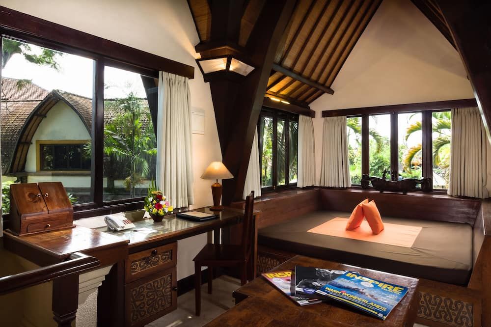 آخر