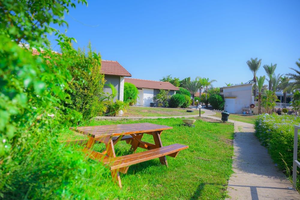 شرفة مرصوفة