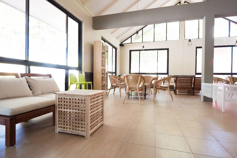 غرفة معيشة صورة