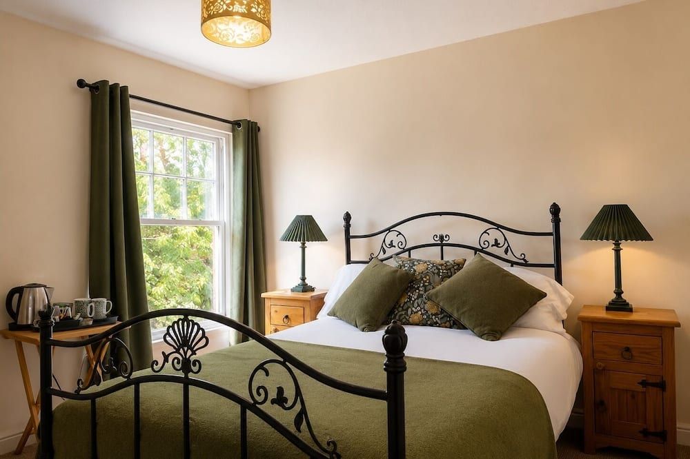 آخر