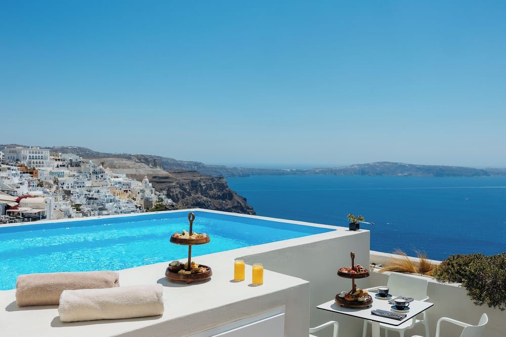 حوض السباحة صورة