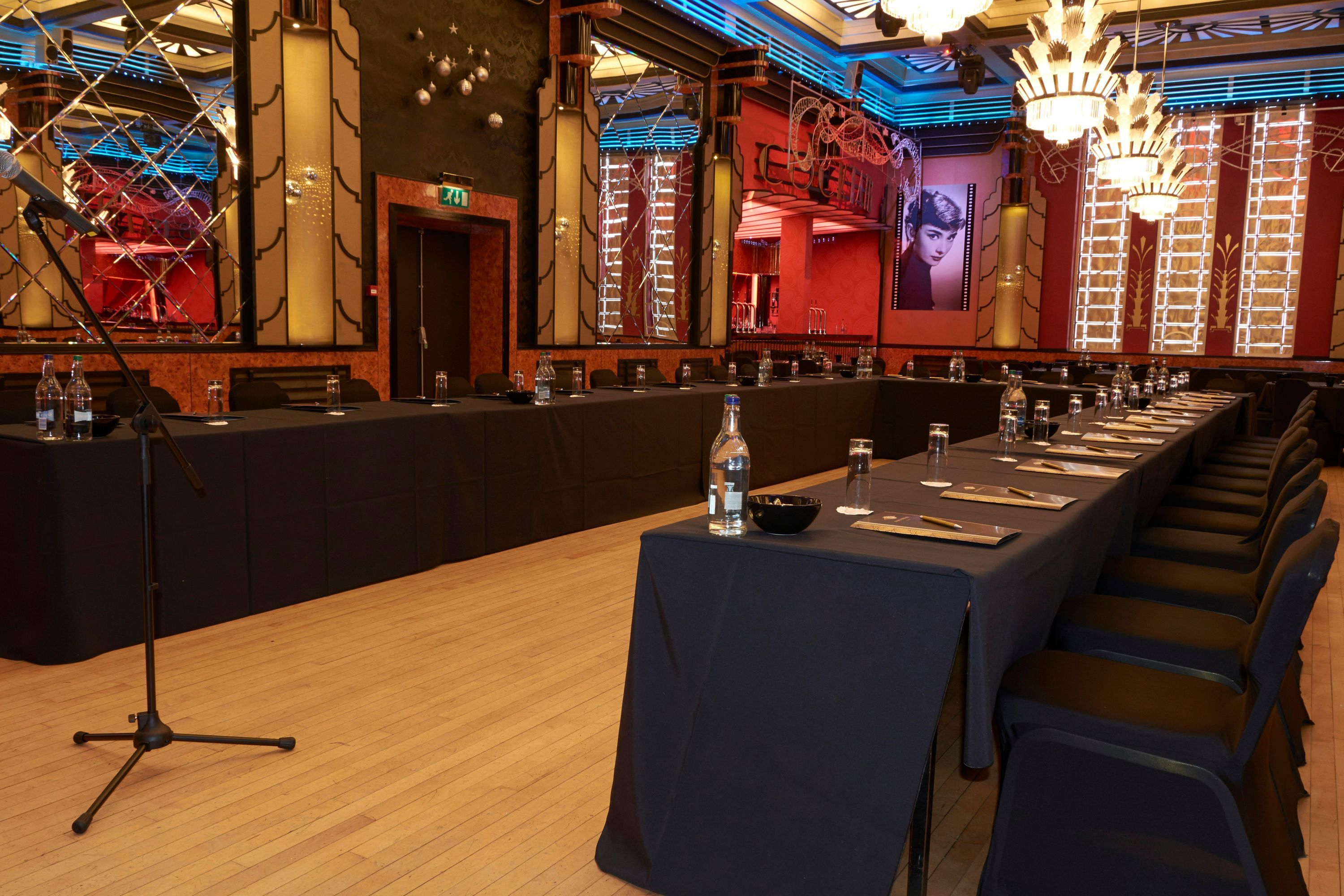 قاعة الولائم