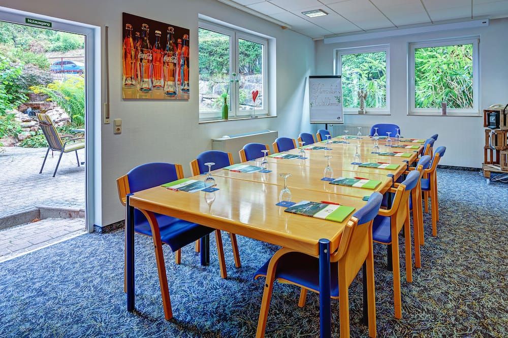 غرفة الاجتماعات