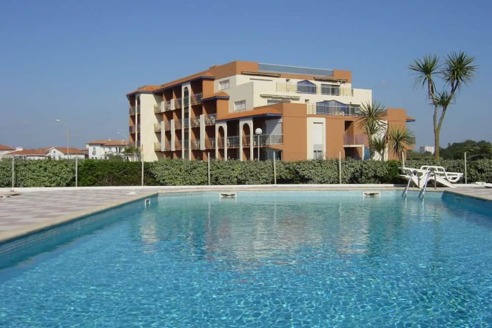 حوض السباحة صورة