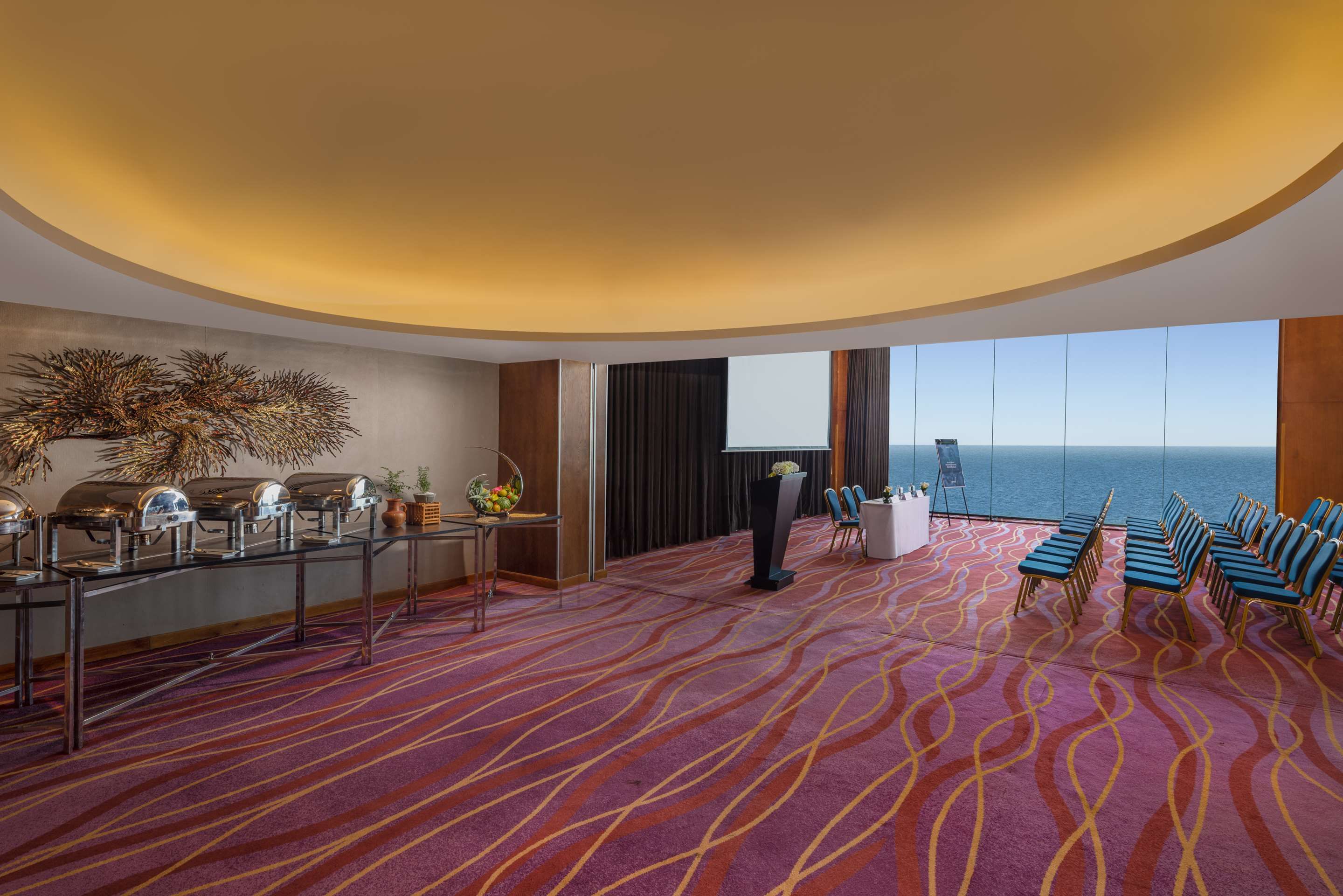 غرفة الاجتماعات