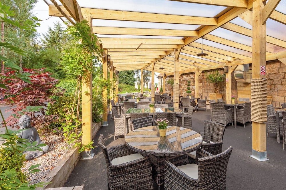 شرفة مرصوفة