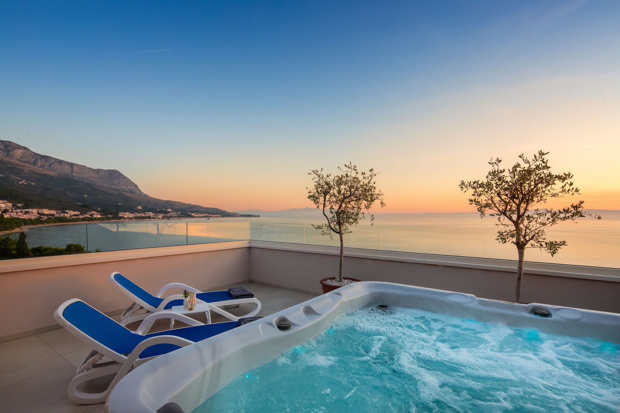 حوض السباحة صورة